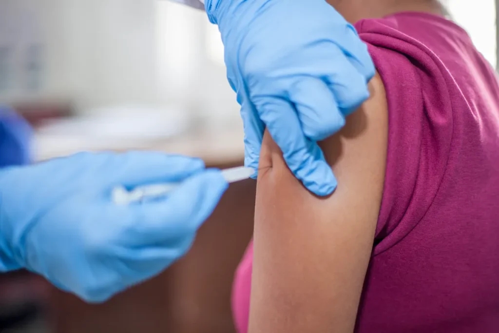 US vaccine hesitancy middle ground