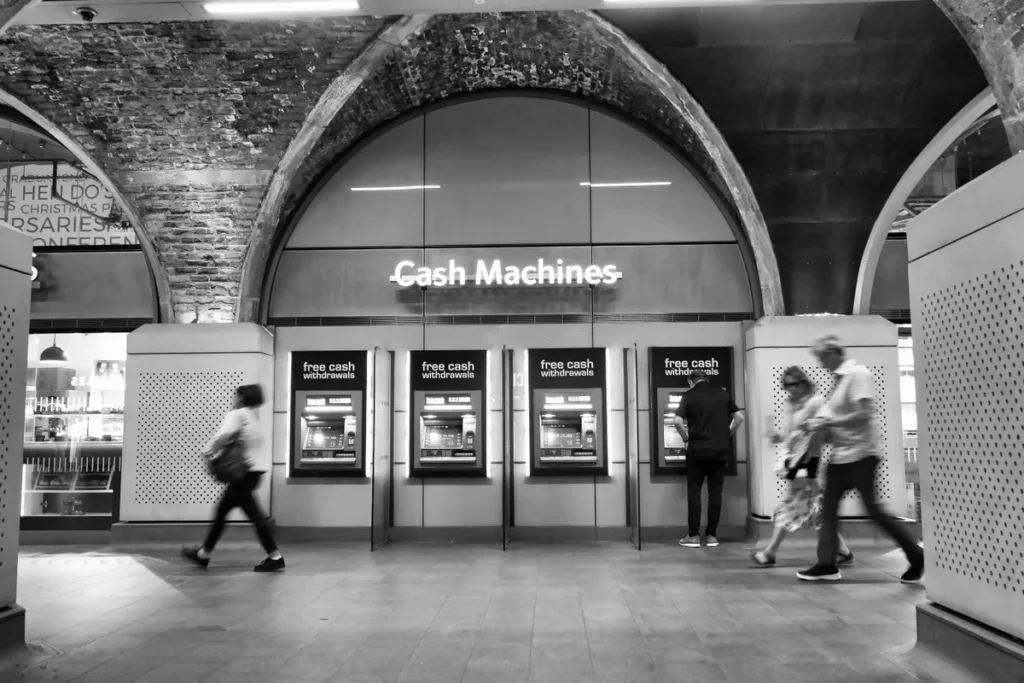 Link ATM cash withdrawals