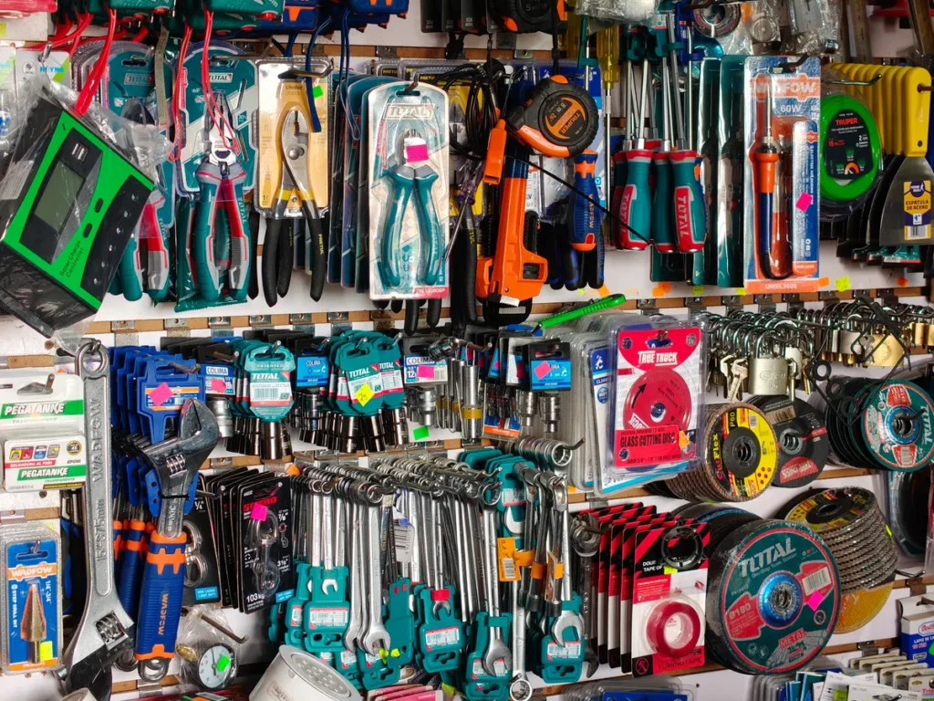 Kingfisher profit guidance upgrade